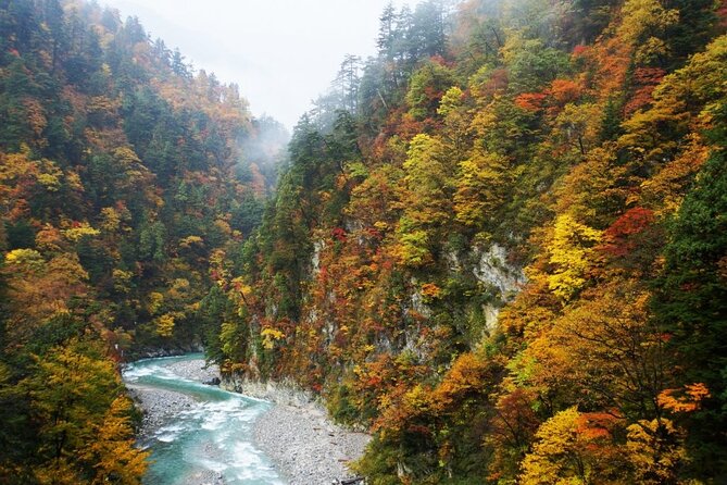 Full Day Tour to Kurobe Gorge and Unazuki Onsen From Kanazawa