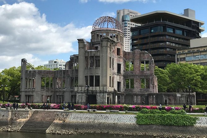 Hiroshima Guided Bike Ride With Peace Memorial Park - Hiroshima Bike Ride Experience