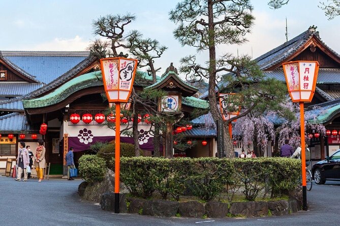 Kyoto Private Night Tour: From Gion District To Old Pontocho, 100% Personalized