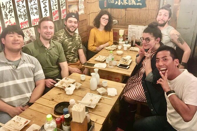 Shinjuku Izakaya and Golden Gai Bar Hopping Tour