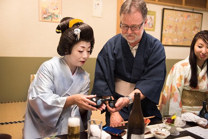 Authentic Geisha Performance With Kaiseki Dinner in Tokyo - Experience Overview and Highlights