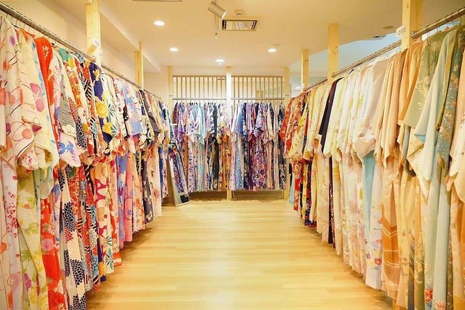 Kimono and Yukata Experience in Kyoto - Exploring Kyoto in Traditional Attire