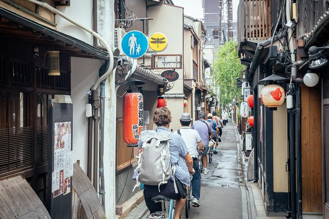 The Beauty of Kyoto by Bike: Private Tour - Discovering Kyotos Iconic Landmarks