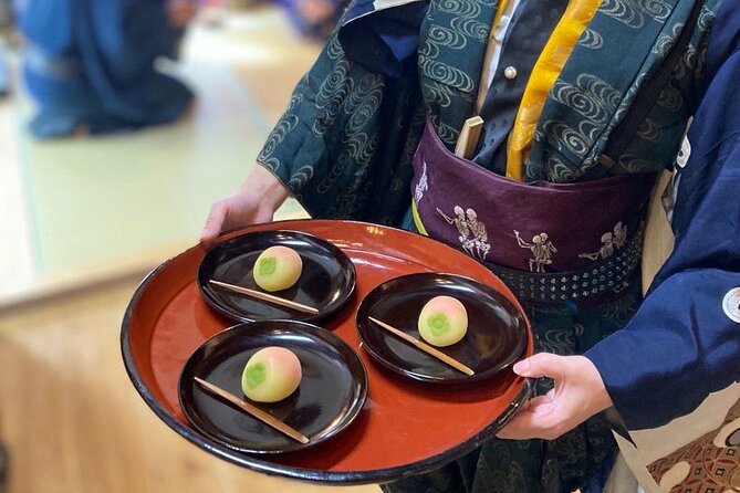 A Unique Antique Kimono and Tea Ceremony Experience in English - Atmosphere and Experience Highlights