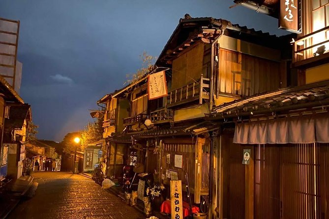 Kyoto Night Walk Tour (Gion District) - Meeting Point and Logistics