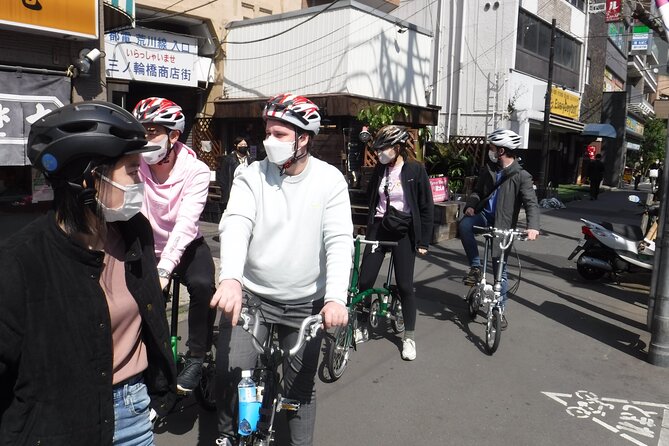 Private Half-Day Cycle Tour of Central Tokyos Backstreets - Guides Expertise and Reviews