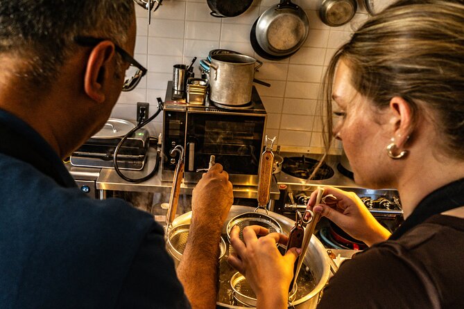 Professional Ramen & Gyoza With Ramen Chef in a Restaurant! - Reviews and Ratings Analysis