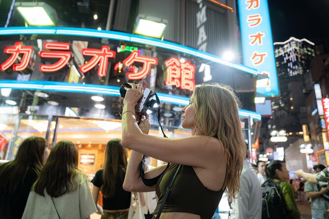 Tokyo Portrait Tour With a Professional Photographer - Unforgettable Moments in Shinjuku