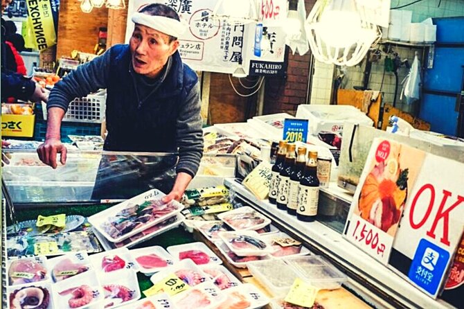 Kuromon Market Tour: All Inclusive 15 Dishes & 34 Samplings - Our Knowledgeable and Friendly Guide