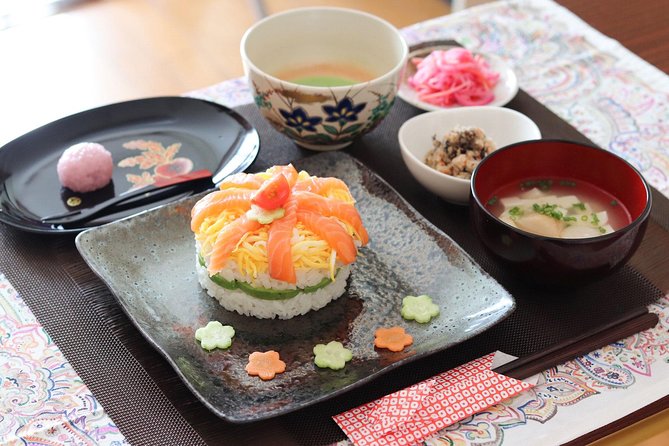 Sushi or Obanzai Cooking and Matcha With a Kyoto Native in Her Home - Cooking Class Logistics and Details