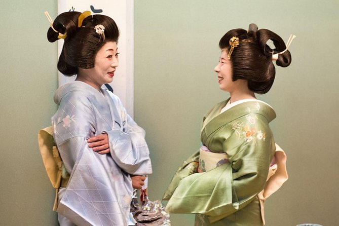 Authentic Geisha Performance With Kaiseki Dinner in Tokyo - What to Expect on the Tour