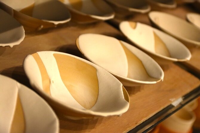 Authentic Pure Gold Kintsugi Workshop With Master Taku in Tokyo - Japanese Culture and Craftsmanship