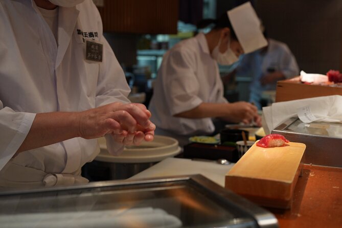 Tsukiji Market Eating Tour, Authentic Sushi & Sake Comparison - Essential Tour Details and Tips