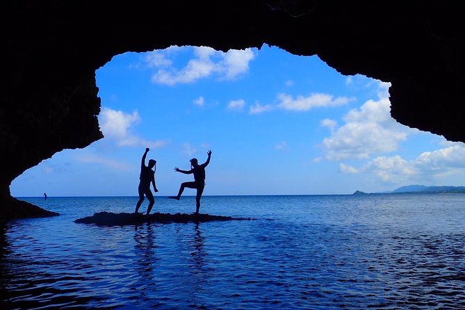 [Ishigaki] Kabira Bay SUP/Canoe Blue Cave Snorkeling - Booking and Cancellation Details