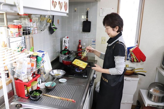 Heart-Warming Japanese in Home Cooking Lesson With a Local Mother in Osaka - Just The Basics