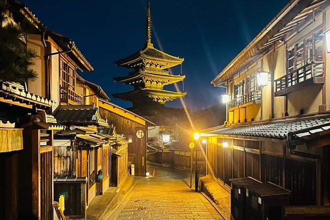 Kyoto Gion Night Walking Tour. up to 6 People - Just The Basics