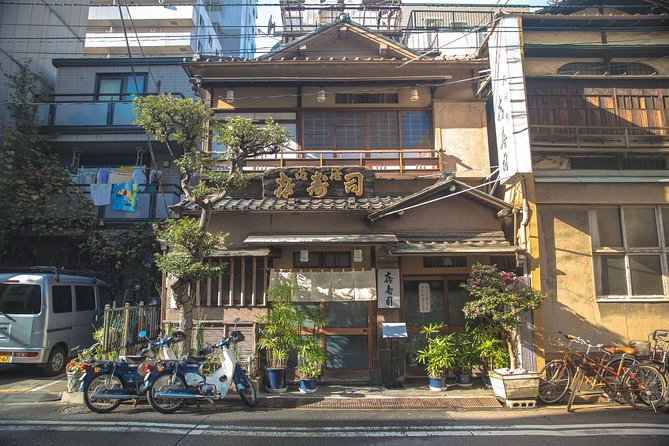 Ningyocho, Nihonbashi Districts Small-Group Tokyo Walking Tour - Just The Basics