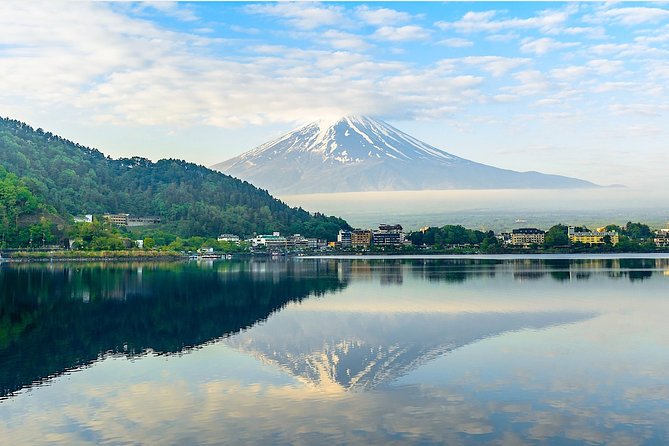 Experience the Stunning Nature of Mt.Fuji – Private Tour