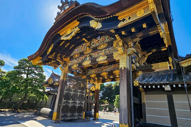 Kyoto Imperial Palace & Nijo Castle Guided Walking Tour – 3 Hours