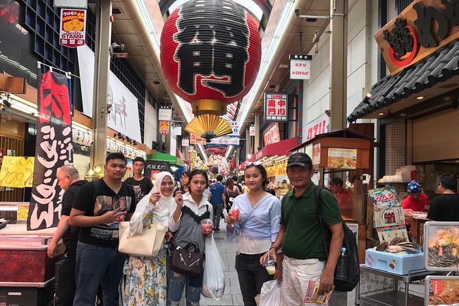 Vegetarian and Muslim Friendly Private Tour of Osaka