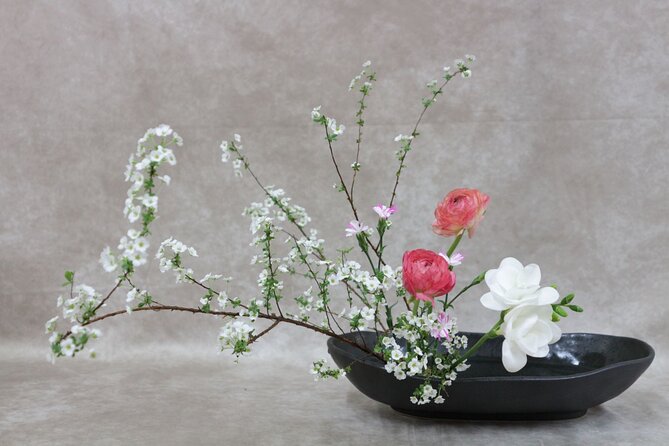 Ikebana Experience in Shinjuku - What To Expect