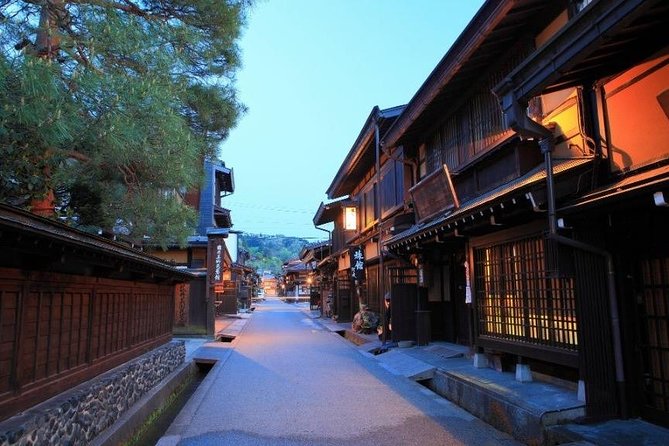 Takayama Half-Day Private Tour With Government Licensed Guide - Meeting Point and Transportation Details