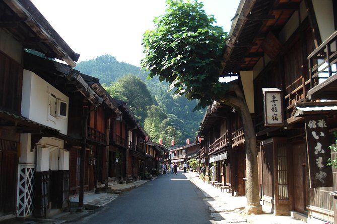 Magome & Tsumago Nakasendo Trail Day Hike With Government-Licensed Guide - Tour Highlights