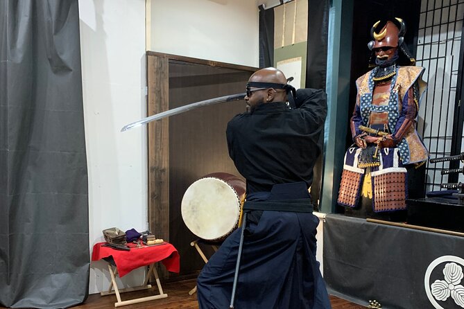 60-Min Samurai Hands-On Seminar for History Lovers + Photo Time - Just The Basics