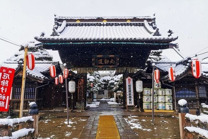 Snow Monkey Park & Zenkoji Temple Nagano Pvt. Full Day Tour. - Travel Tips