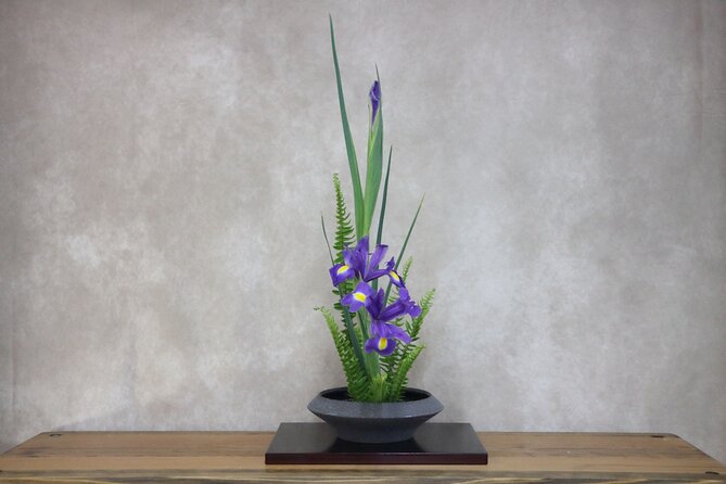 Ikebana Experience in Shinjuku - Just The Basics