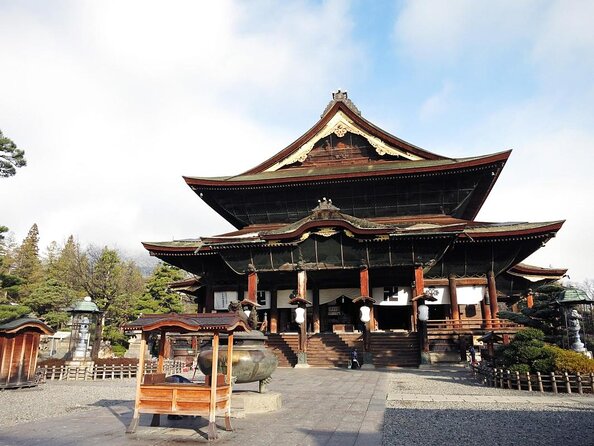 Snow Monkey, Zenko Ji Temple, Sake in Nagano Tour - Just The Basics