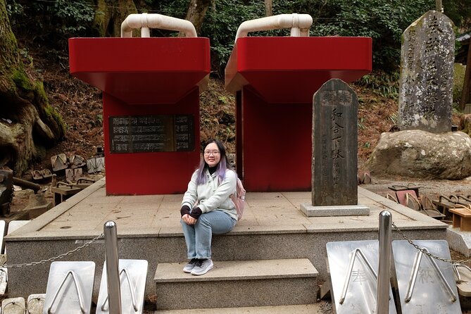 Forest Bathing in Temple and Enjoy Onsen With Healing Power - Exploring the Temple