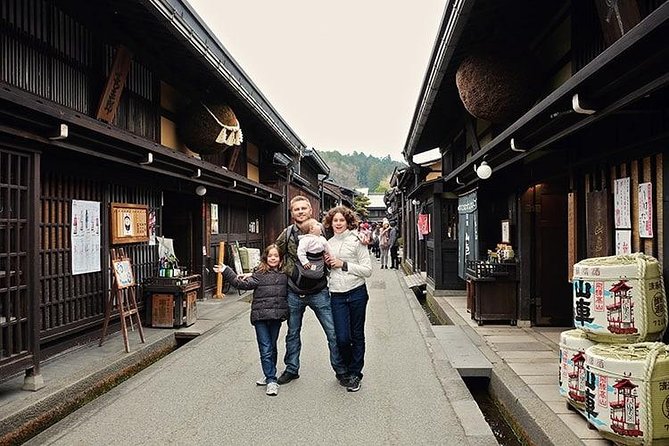 Takayama Full-Day Private Tour With Government Licensed Guide - Accessibility Features