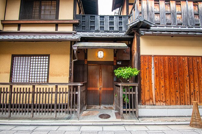 Private FOOD Walking Tour in Kyoto City Highlight Exploration - Whats Included