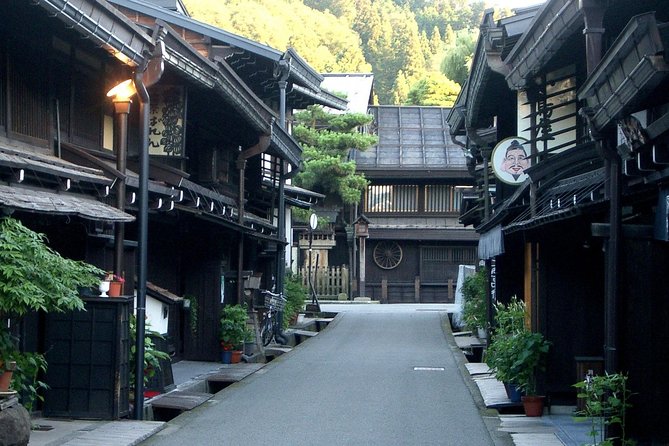 Takayama Full-Day Private Tour With Government Licensed Guide - Booking and Cancellation Policy