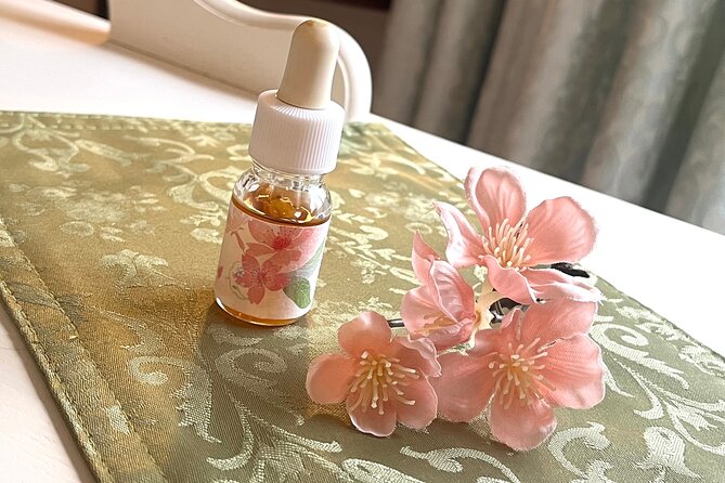 Aroma Massage With Cherry Blossom Infused Oil - What to Expect During Your Visit