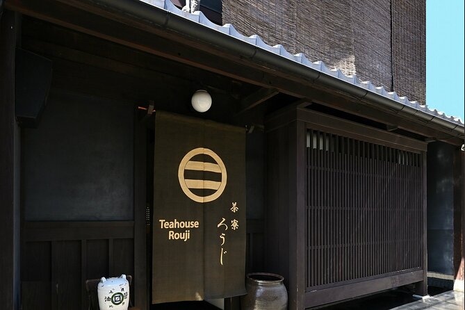 Experience a Tea Ceremony in an Authentic Tearoom, in Kyoto! - Accessibility Information