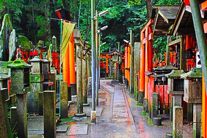 Fushimi Inari Shrine: Explore the 1,000 Torii Gates on an Audio Walking Tour - Important Tips for Visitors