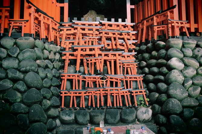 Fushimi Inari Shrine: Explore the 1,000 Torii Gates on an Audio Walking Tour - Operating Hours and Accessibility