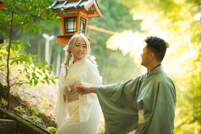 Guided Photoshoot of Fushimi Inari Shrine and Secret Bamboo Grove - Highlights of Fushimi Inari Shrine