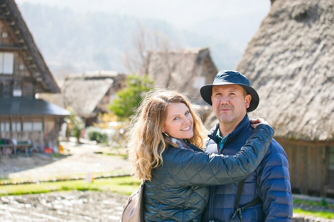 Photoshoot in Shirakawago/Takayama by Professional Photographer - Photographer Credentials and Expertise