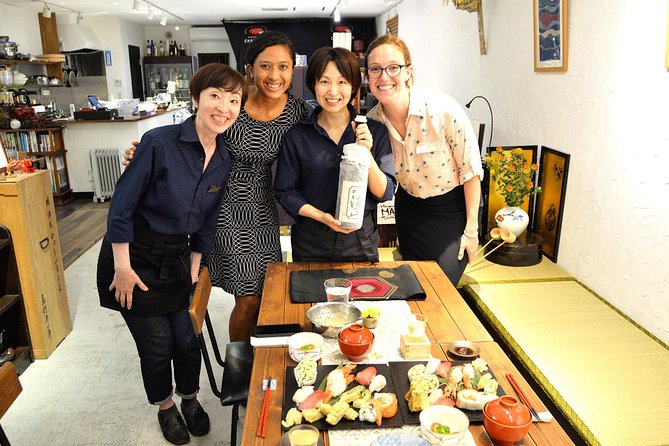 Private Market Tour and Sushi Class in Asakusa With a Chef - Market Tour Highlights