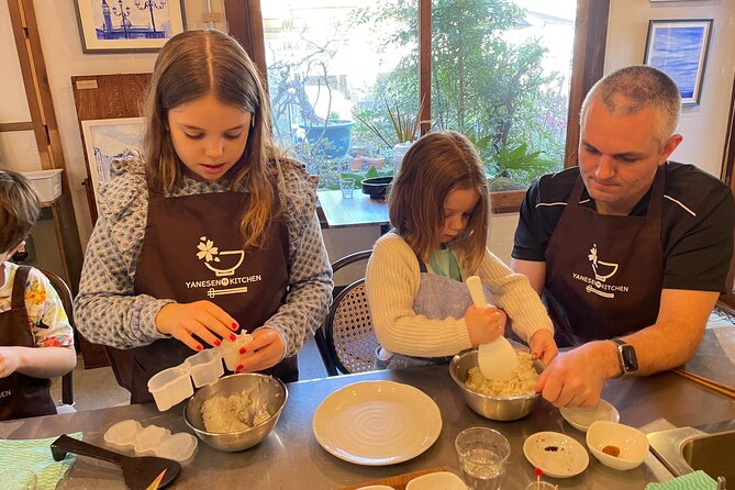 Lets Lunch / YANAKA MADAME HOME / Local Dish & Rice Ball Making. - Booking Information