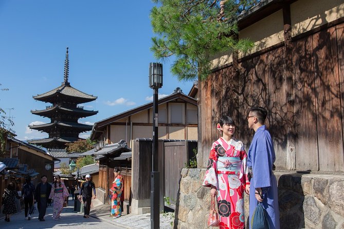 Photo Shoot With a Private Vacation Photographer in Kyoto, JAPAN - What to Expect During the Shoot