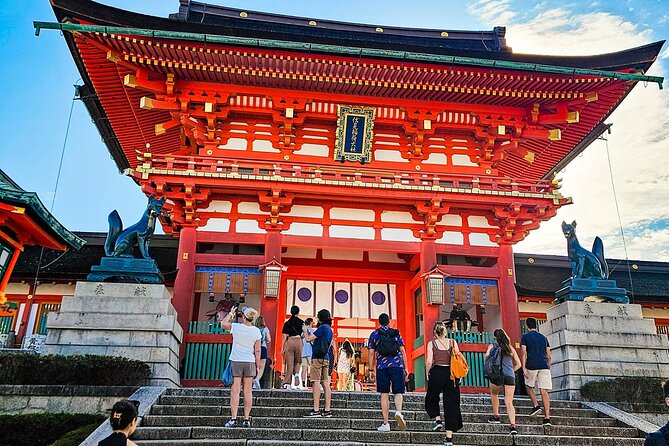 Kyoto: Fushimi Inari Taisha Small Group Guided Walking Tour - Directions to the Meeting Point