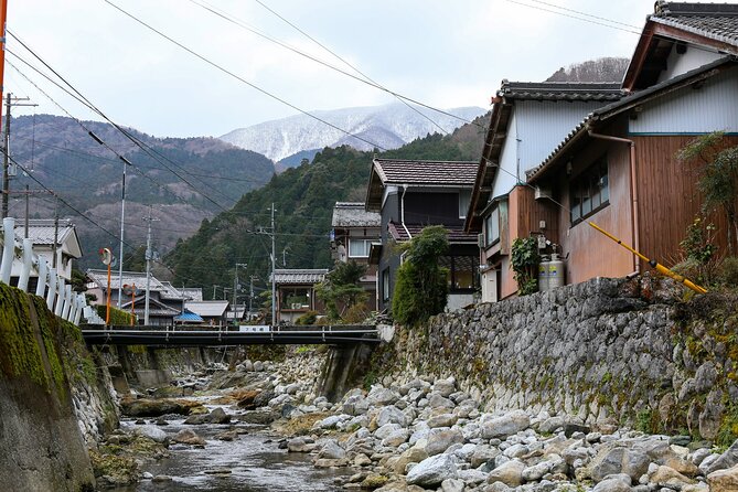 Nakasendo Historical Town and Hidden Craft Village Walking Tour - Customer Reviews and Ratings