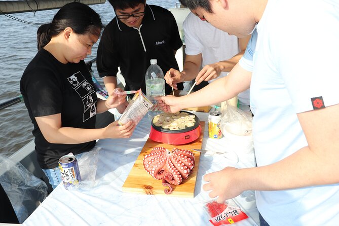 Takoyaki Cooking Experience in Osaka Bay by Cruise - Tips for Participants