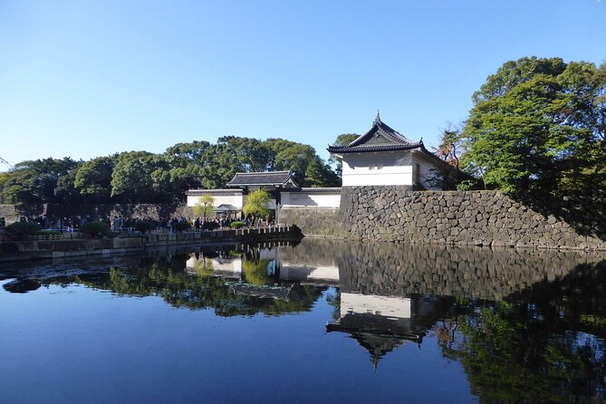 Imperial Palace East Garden and Heritage of Edo Castle Tour - Key Points