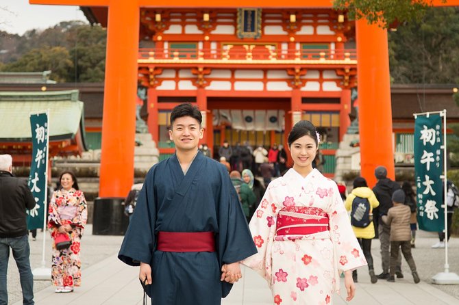 Photo Shoot With a Private Vacation Photographer in Kyoto, JAPAN - Customizable Photography Routes