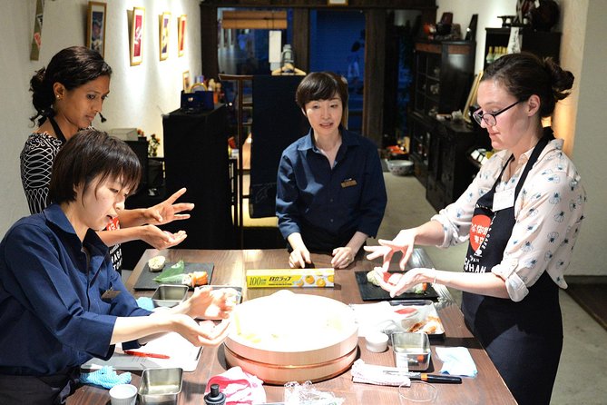 Private Market Tour and Sushi Class in Asakusa With a Chef - Key Points